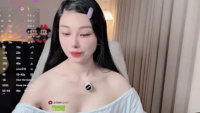 Xiatian520  online show from 03/25/26, 06:46