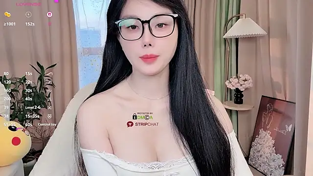 Xiatian520  online show from 11/20/25, 09:21