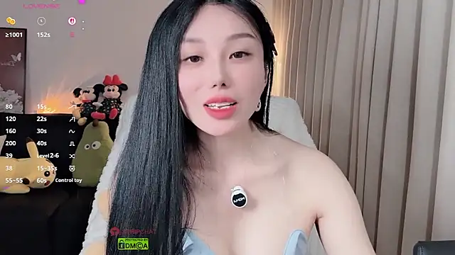 Xiatian520  online show from 02/02/26, 07:24