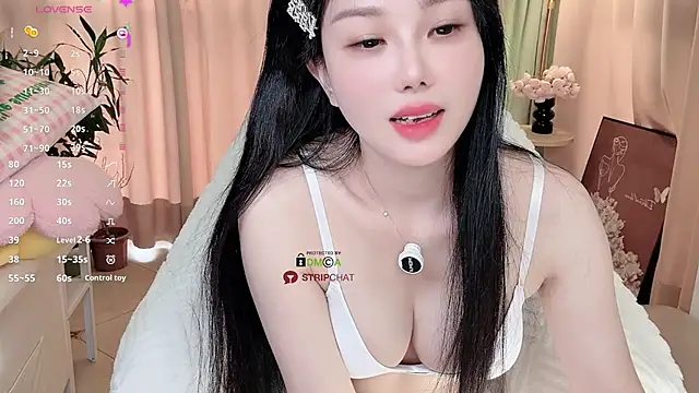 Xiatian520  online show from 11/23/25, 12:31