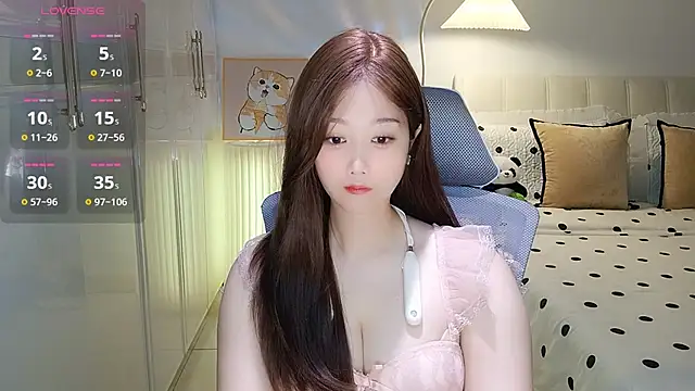 Xiaotantan-99 online show from 05/17/26, 07:36