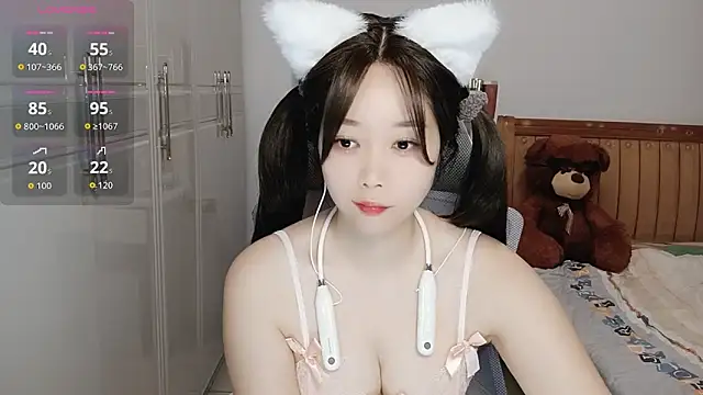 Xiaotantan-99 online show from 10/18/25, 07:38