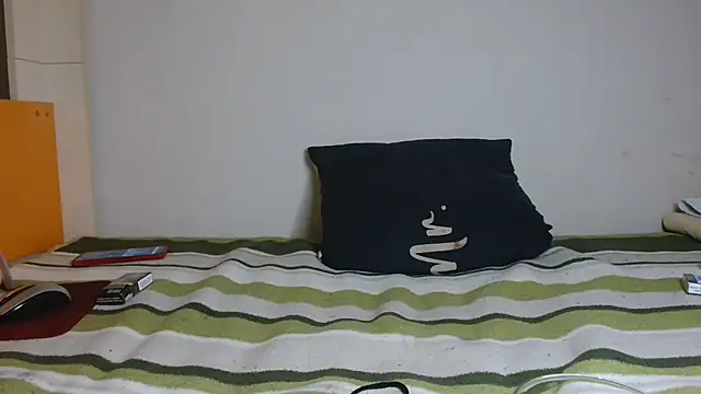 yellowchick online show from 06/27/26, 08:48