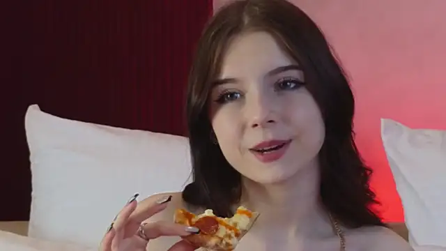 Snapshot of Angel__Rosse chatting on 10/09/25, 06:19 Angel Rosse online show from 10/09/25, 06:19