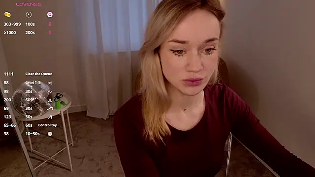 Snapshot of DiscoPotato chatting on 10/15/25, 12:57 DiscoPotato online show from 10/15/25, 12:57