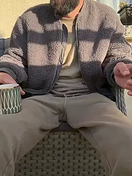 Michel huge online show from 04/05/26, 05:52