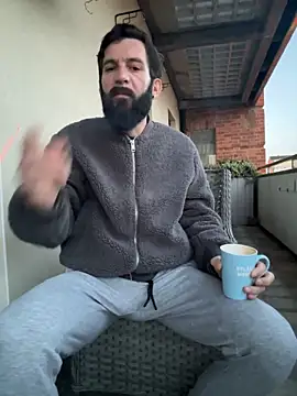 Michel huge online show from 12/02/25, 08:05