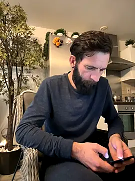 Michel huge online show from 11/19/25, 08:03