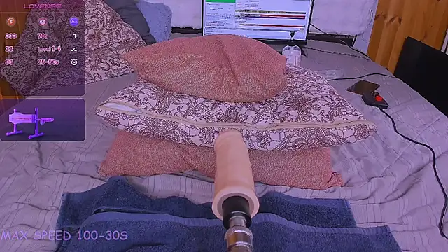 M I L F A online show from 05/19/26, 08:10