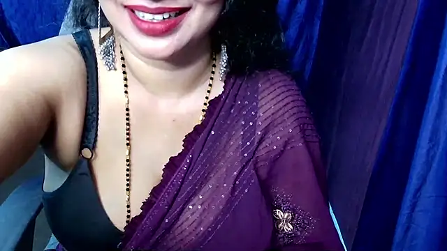QUEEN SAKHI- online show from 03/28/26, 06:53