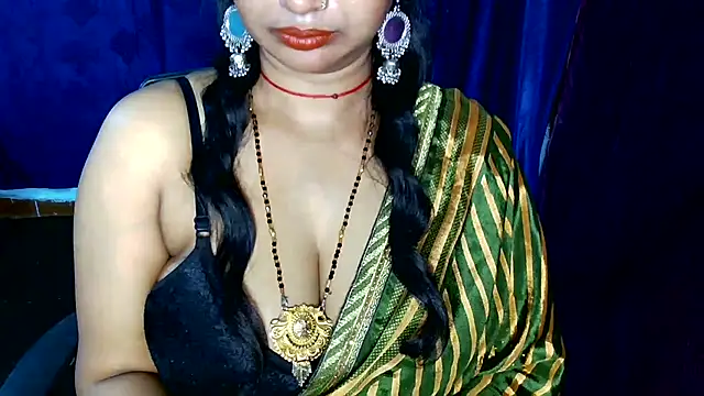 Snapshot of QUEEN_SAKHI- chatting on 06/06/26, 07:41 QUEEN SAKHI- online show from 06/06/26, 07:41