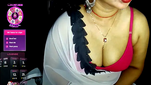 Snapshot of QUEEN_SAKHI- chatting on 07/09/26, 05:01 QUEEN SAKHI- online show from 07/09/26, 05:01
