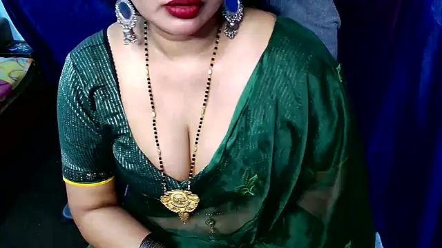 QUEEN SAKHI- online show from 03/10/26, 09:46