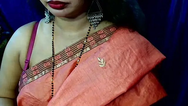 QUEEN SAKHI- online show from 04/14/26, 08:19
