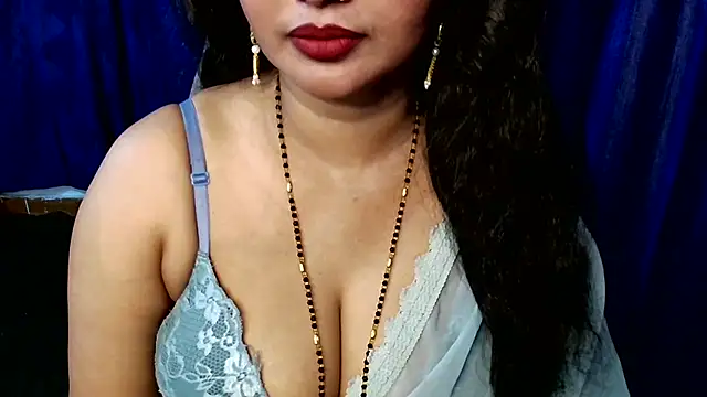QUEEN SAKHI- online show from 04/12/26, 05:22