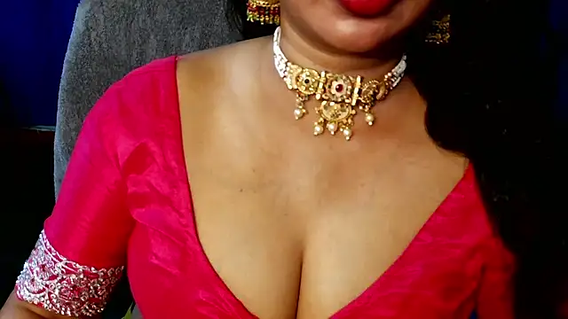QUEEN SAKHI- online show from 04/18/26, 11:45