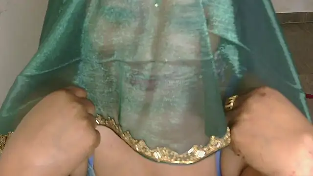 QUEEN SAKHI- online show from 10/27/25, 07:59