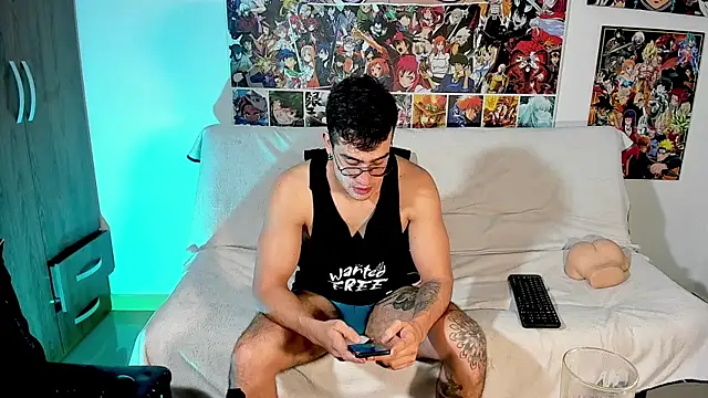 CamCumBoy online show from 01/08/26, 04:18