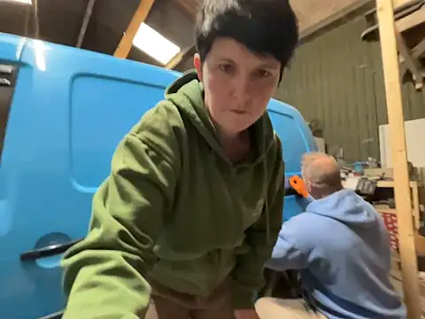 backdoorgalore4you online show from 04/03/26, 09:38