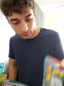 Thelouniost334    online show from 11/09/25, 12:42