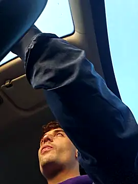 Thelouniost334    online show from 10/22/25, 03:55