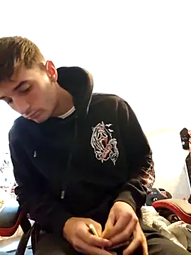 Thelouniost334    online show from 10/06/25, 10:49