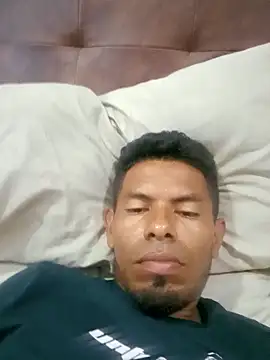 MI GERALD online show from 11/23/25, 04:17