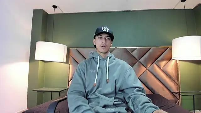 Marcus Jeron online show from 10/21/25, 09:36