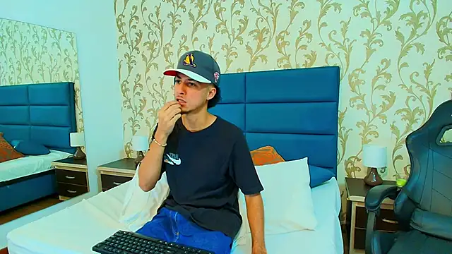 Marcus Jeron online show from 11/22/25, 08:51