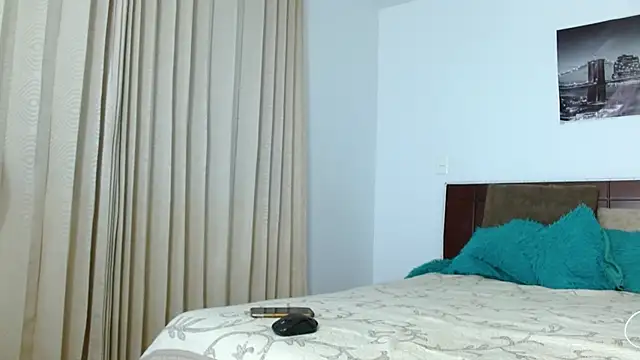 AntonyDAngelo25 online show from 12/19/25, 02:04