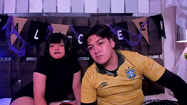 EmilyANDrew  online show from 10/31/25, 05:26