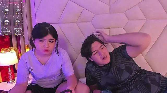 EmilyANDrew  online show from 12/15/25, 04:51