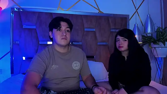 EmilyANDrew  online show from 11/13/25, 05:00