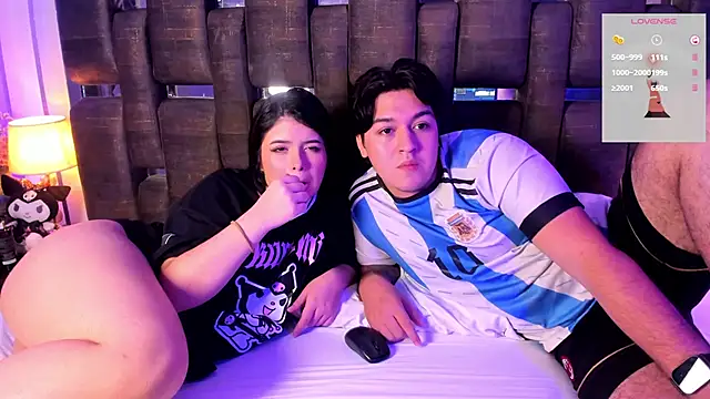 EmilyANDrew  online show from 11/30/25, 05:41