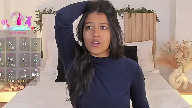 Camila Bustamante online show from 01/13/26, 06:23