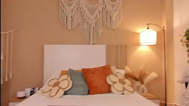 Camila Bustamante online show from 02/09/26, 07:23