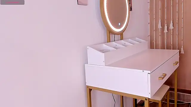 Camila Bustamante online show from 02/20/26, 02:52