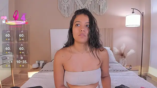 Camila Bustamante online show from 05/29/26, 01:39