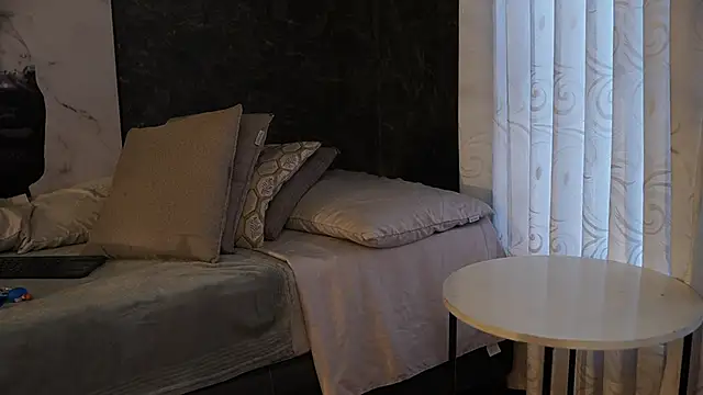 Thiago Valente online show from 10/11/25, 01:12