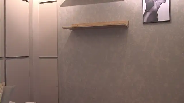 Thiago Valente online show from 03/25/26, 01:32