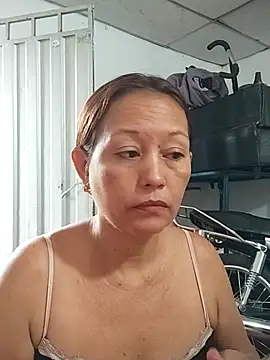 marinita13 online show from 11/29/25, 04:18