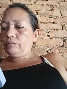 Snapshot of marinita13 chatting on 05/18/26, 05:07 marinita13 online show from 05/18/26, 05:07