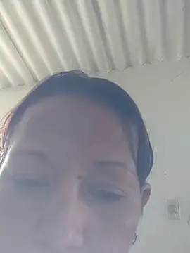 Snapshot of marinita13 chatting on 02/23/26, 05:35 marinita13 online show from 02/23/26, 05:35