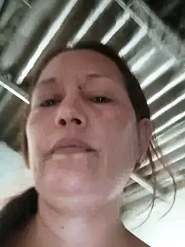 marinita13 online show from 10/18/25, 07:38