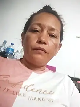 marinita13 online show from 10/10/25, 12:55