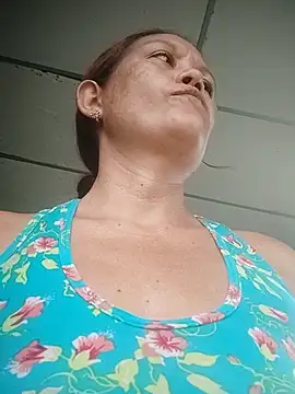 marinita13 online show from 11/04/25, 12:42