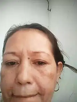 marinita13 online show from 09/12/25, 03:23