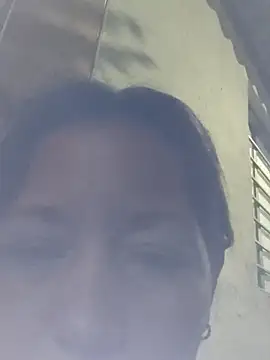 Snapshot of marinita13 chatting on 02/15/26, 08:13 marinita13 online show from 02/15/26, 08:13