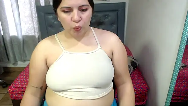 sarah aguilar online show from 05/01/26, 03:28