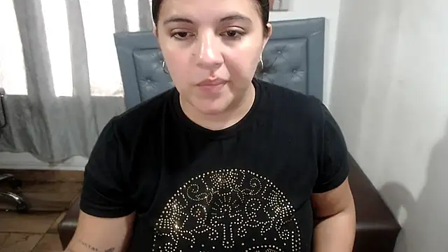 sarah aguilar online show from 05/21/26, 03:20